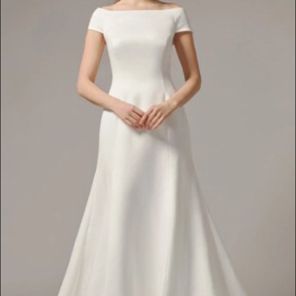 Floravere M. Markle Inspired Modern Wedding Dress